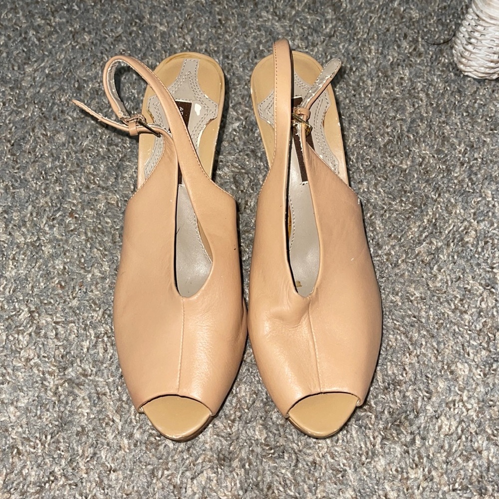 Adrienne Vittadini Heels size 8.5 M